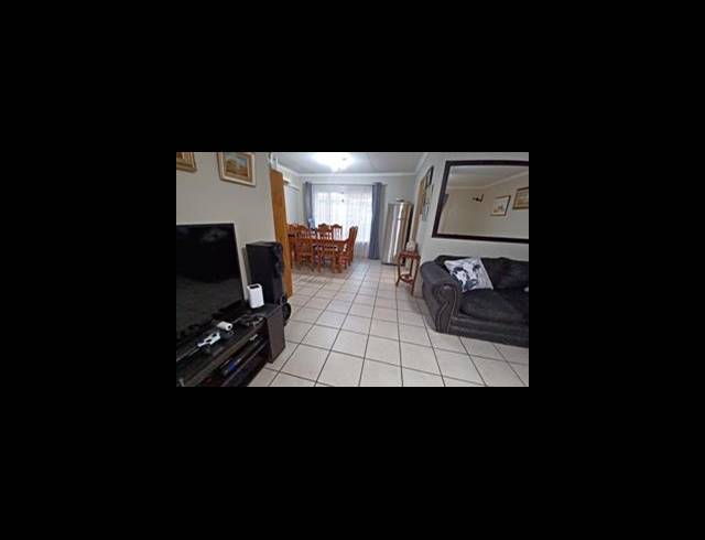3 BEDROOM APARTMENT RENTED IN ANNLIN